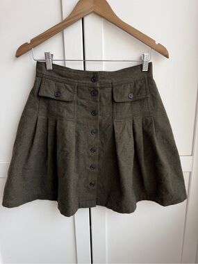 Club Monaco Wool Mini Skirt Olive Green Size 6 Dark Academia Military Inspired